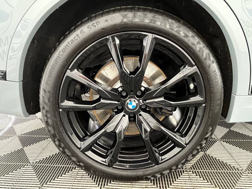 Certified 2024 BMW X7 M60i w/ Climate Comfort Package AWD/4WD image 16