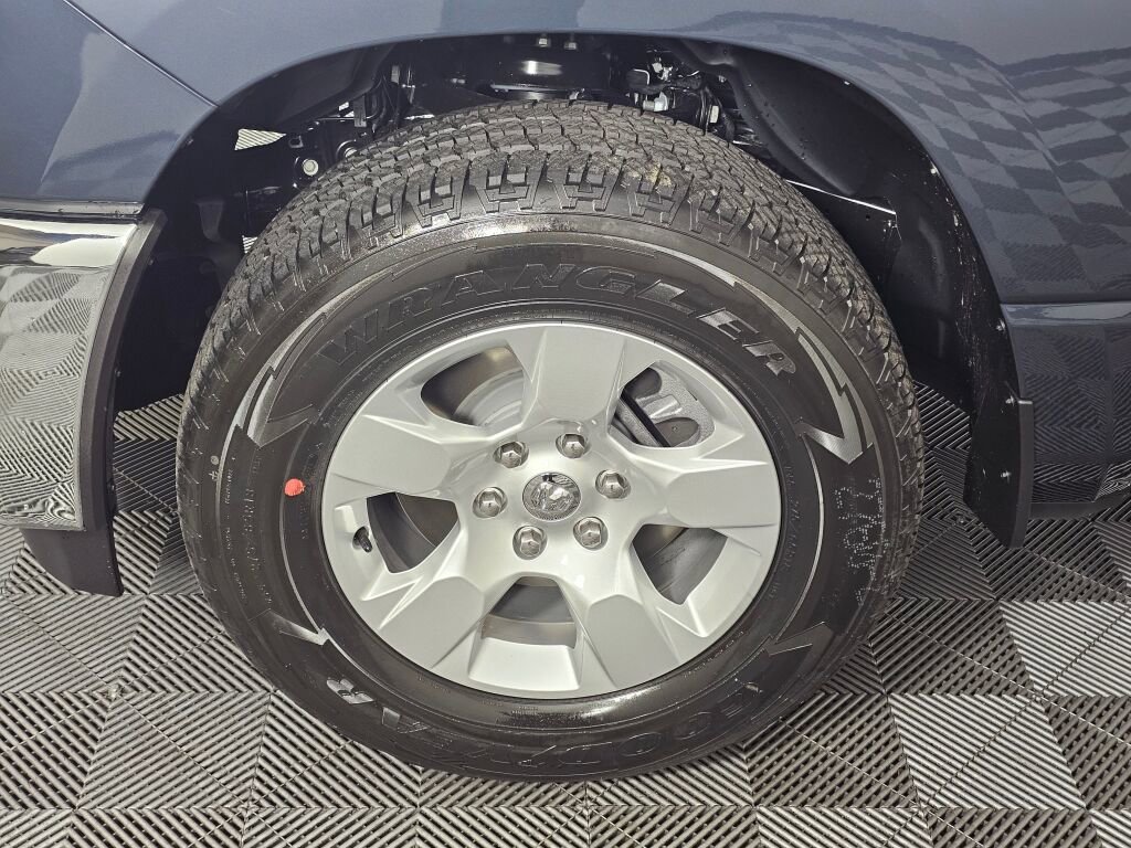 New 2026 RAM 1500 Big Horn AWD/4WD image 10