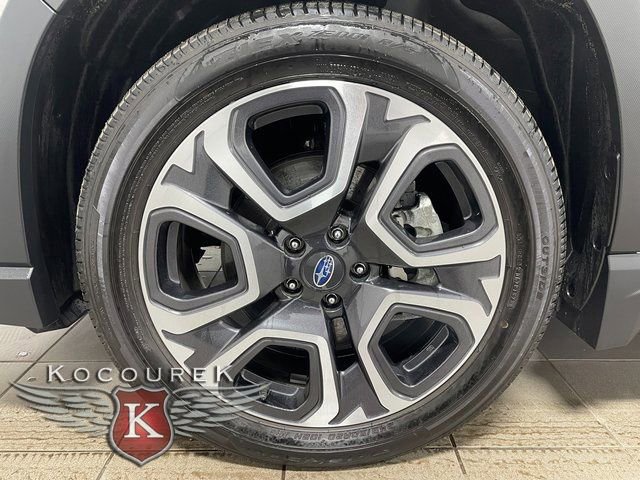 Used 2023 Subaru Ascent Limited w/ Technology Package image 7