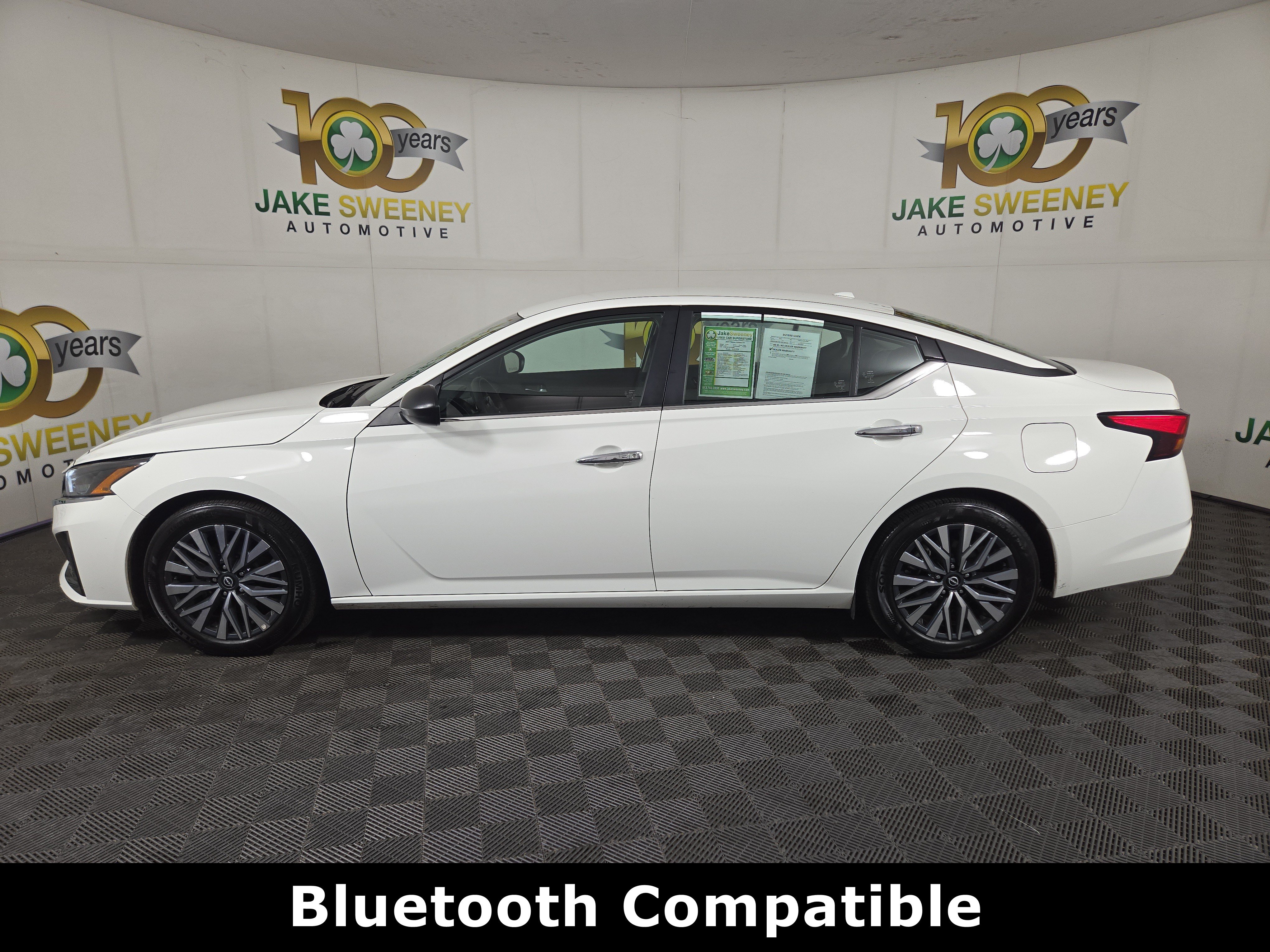 Used 2025 Nissan Altima 2.5 SV FWD image 4