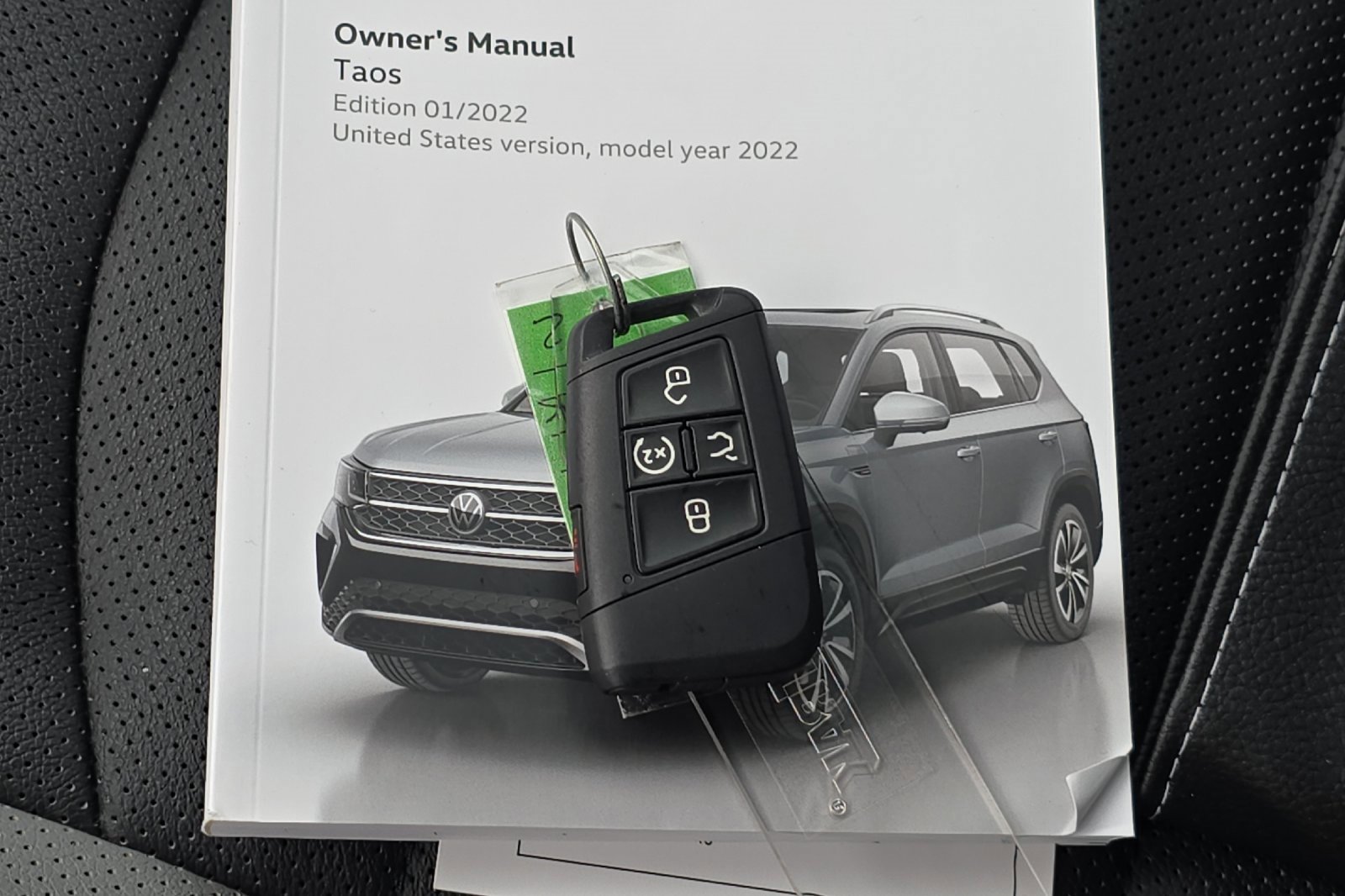 Used 2022 Volkswagen Taos SEL image 27