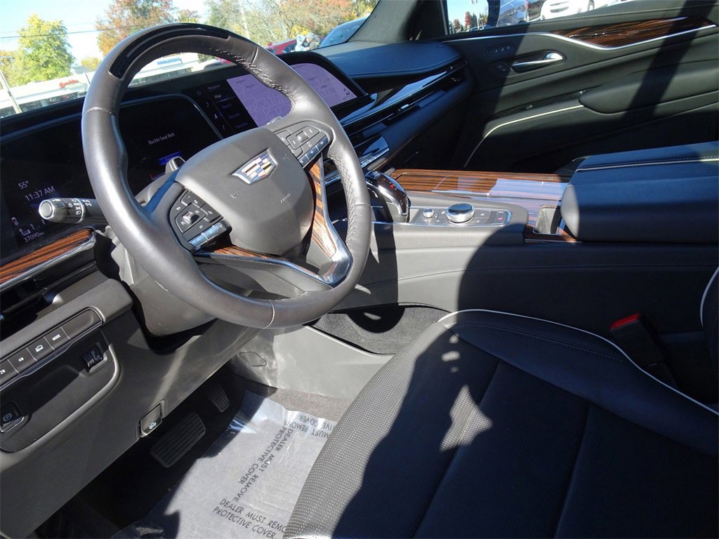 Certified 2023 Cadillac Escalade ESV Premium Luxury w/ LPO, Radiant Package image 13