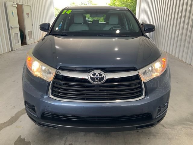 Used 2014 Toyota Highlander LE FWD image 23