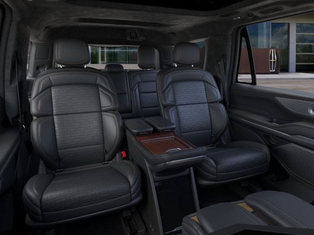 New 2026 Lincoln Navigator Black Label AWD/4WD image 11