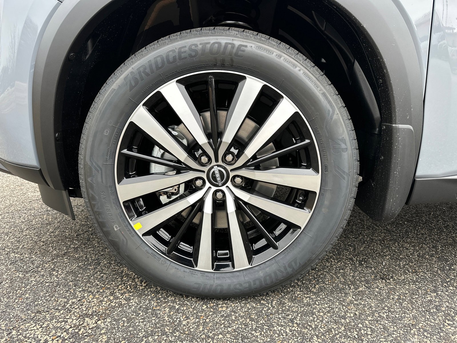 New 2025 Nissan Pathfinder Platinum image 11