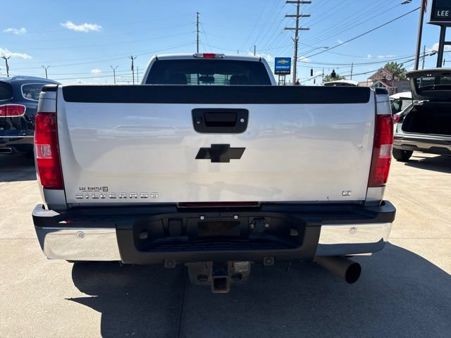 Used 2011 Chevrolet Silverado 3500 LT w/ Interior Plus Package AWD/4WD image 5