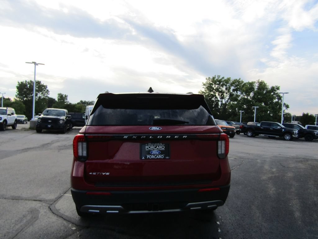 New 2027 Ford Explorer Active w/ Active Comfort Package AWD/4WD image 8