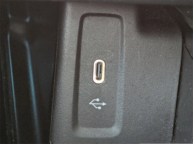 Used 2024 Mercedes-Benz GLC 300 GLC 300 image 30