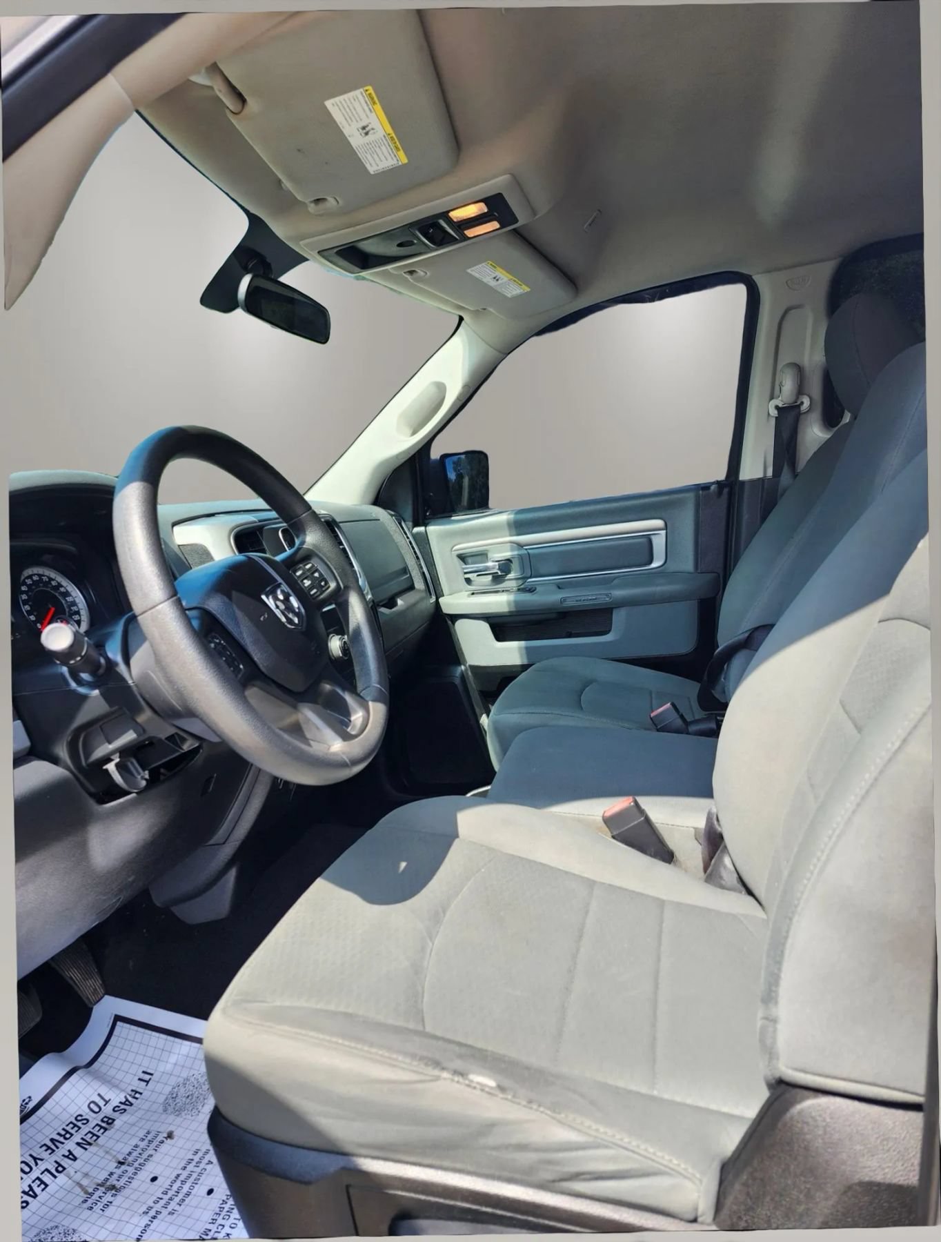 Used 2018 RAM 1500 Classic SLT AWD/4WD image 16