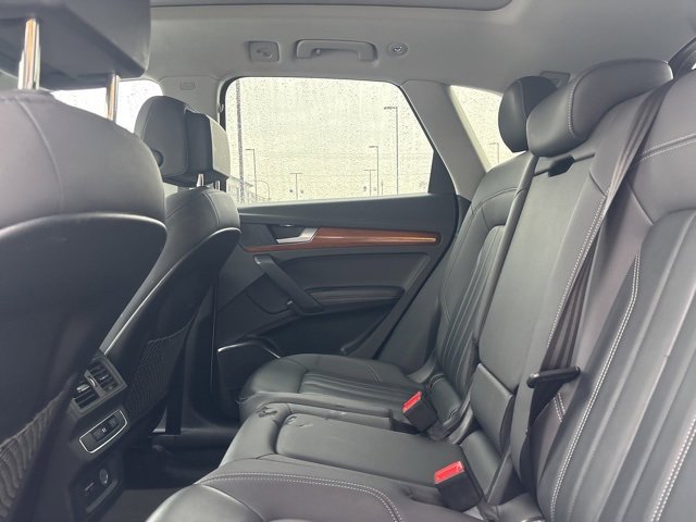 Used 2022 Audi Q5 2.0T Premium Plus image 19
