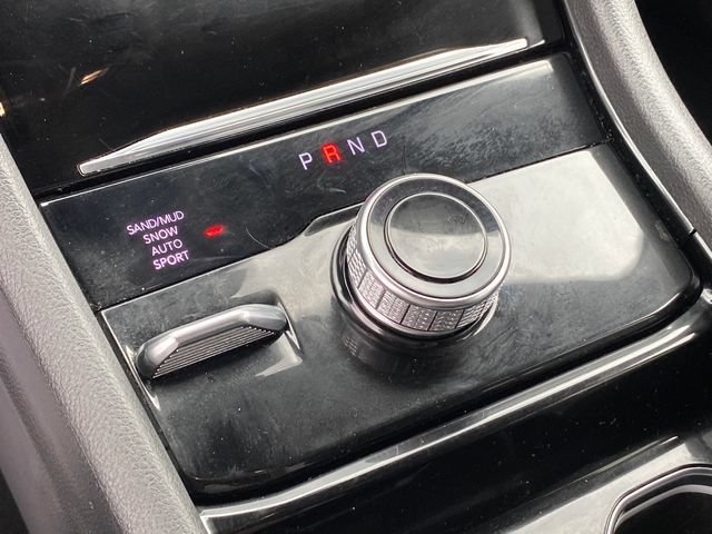 Used 2023 Jeep Grand Cherokee Limited AWD/4WD image 14