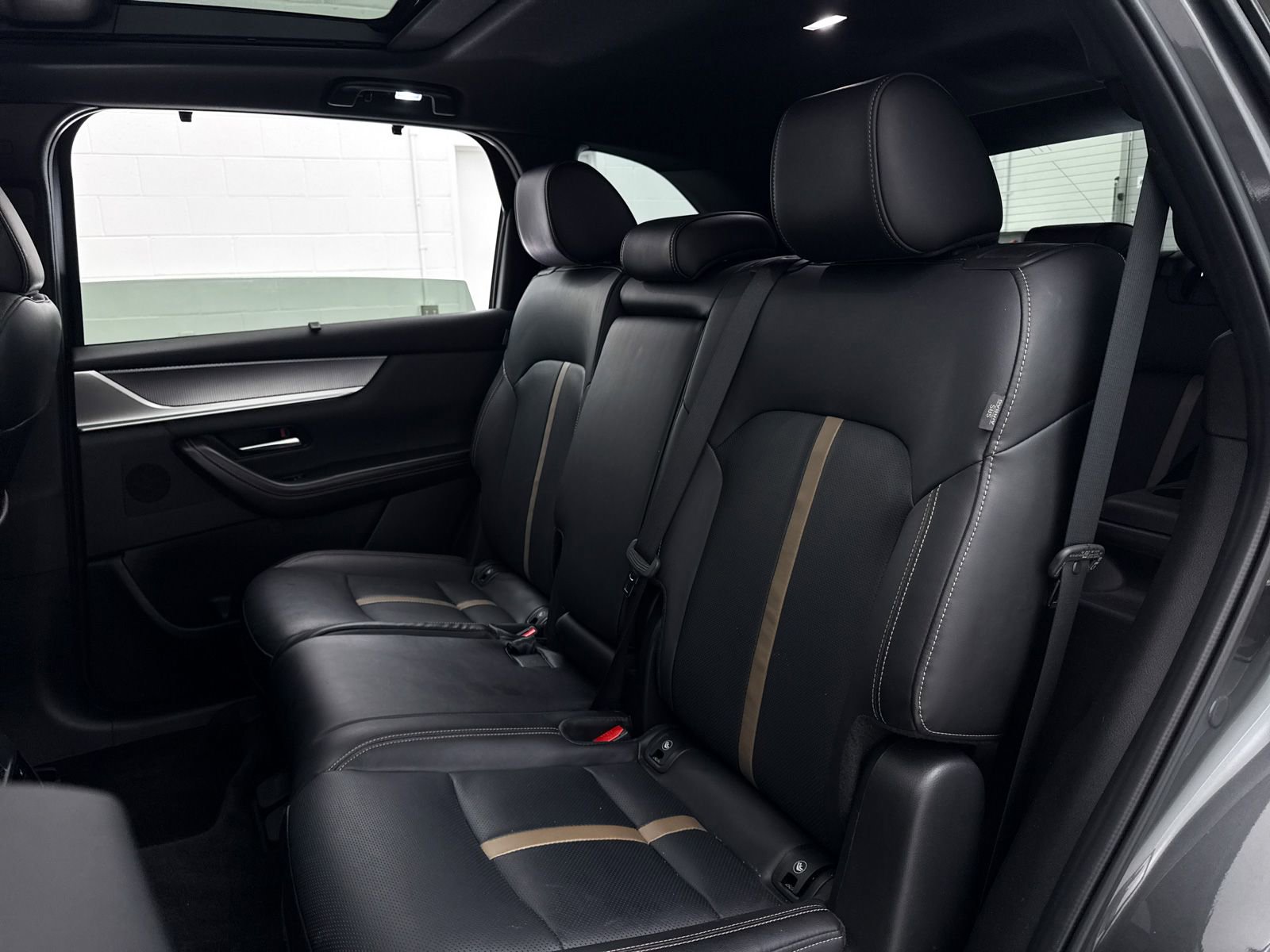 Certified 2025 MAZDA CX-90 3.3 Turbo S w/ Premium Package image 32