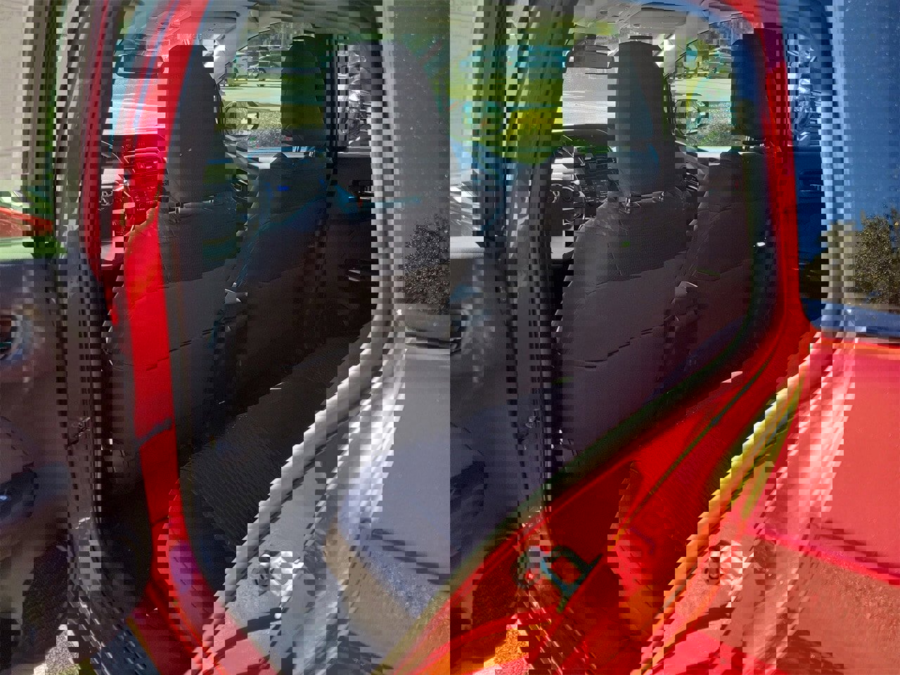 Used 2017 Toyota Prius Four image 9