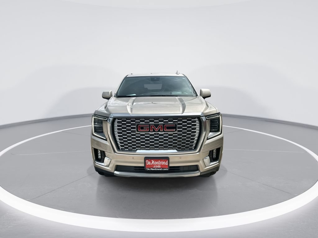 Used 2023 GMC Yukon XL Denali RWD image 3