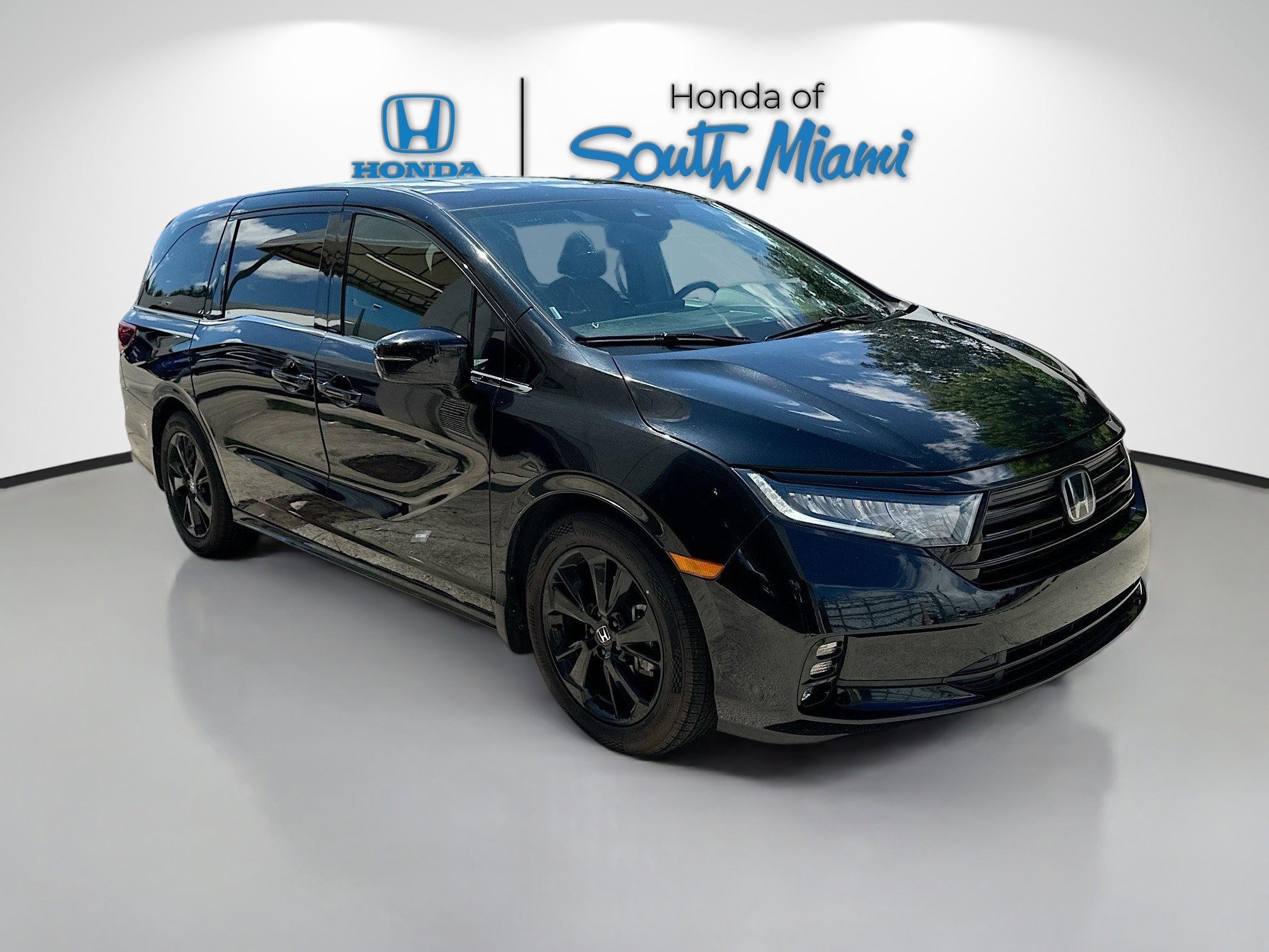 Used 2023 Honda Odyssey Sport