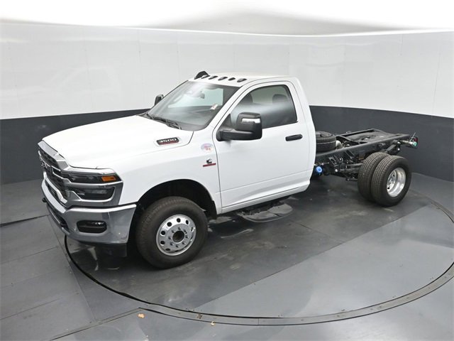 New 2026 RAM 3500 Tradesman w/ Chrome Appearance Group image 21