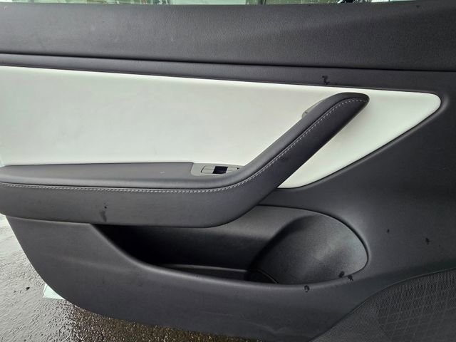 Used 2019 Tesla Model 3 Long Range image 15