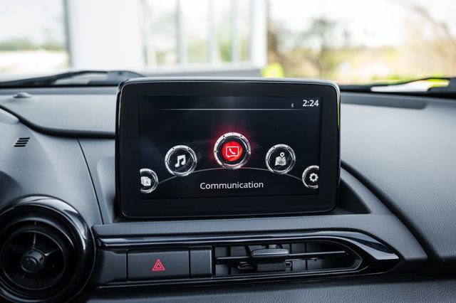 Used 2020 MAZDA MX-5 Miata Club w/ Brembo/BBS Recaro Package image 15