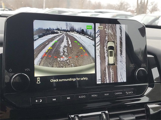 New 2025 Nissan Pathfinder SL image 19