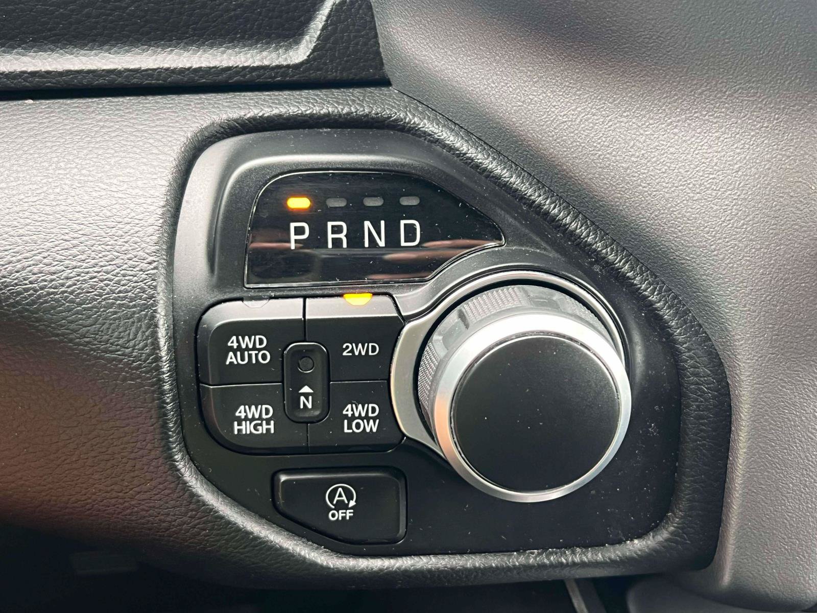 Used 2023 RAM 1500 Big Horn AWD/4WD image 12