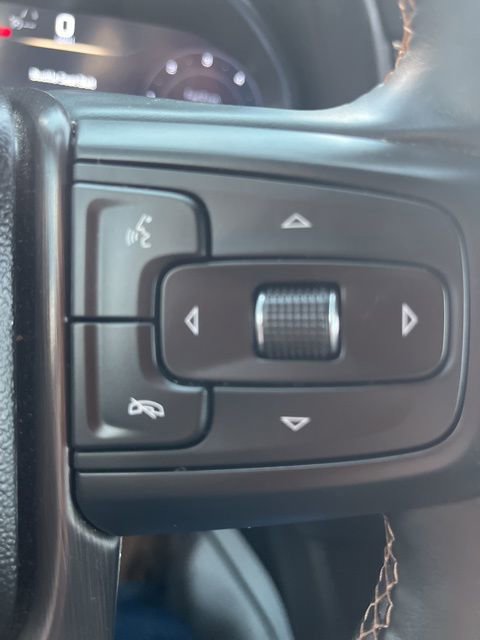 Used 2024 GMC Yukon AT4 w/ Technology Package image 22