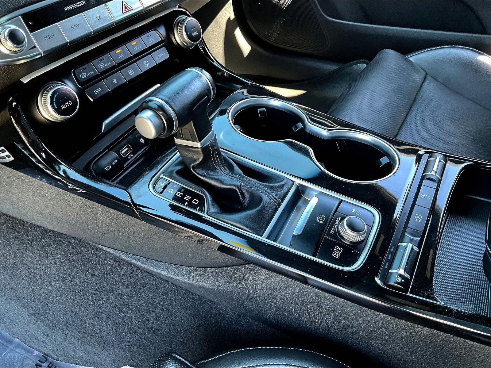Used 2022 Kia Stinger GT-Line RWD image 18