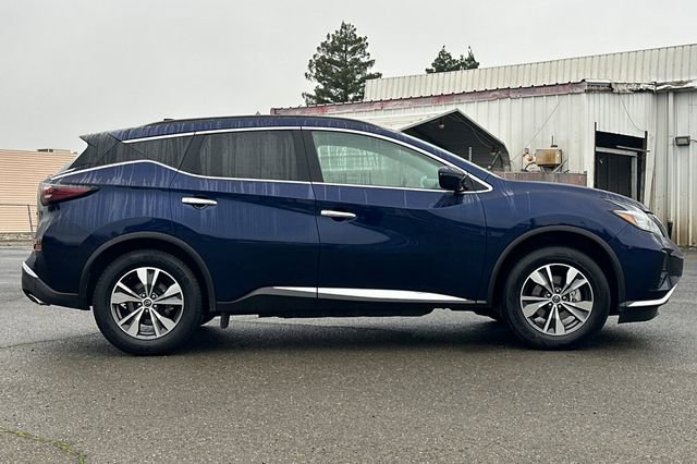 Used 2023 Nissan Murano SV image 3