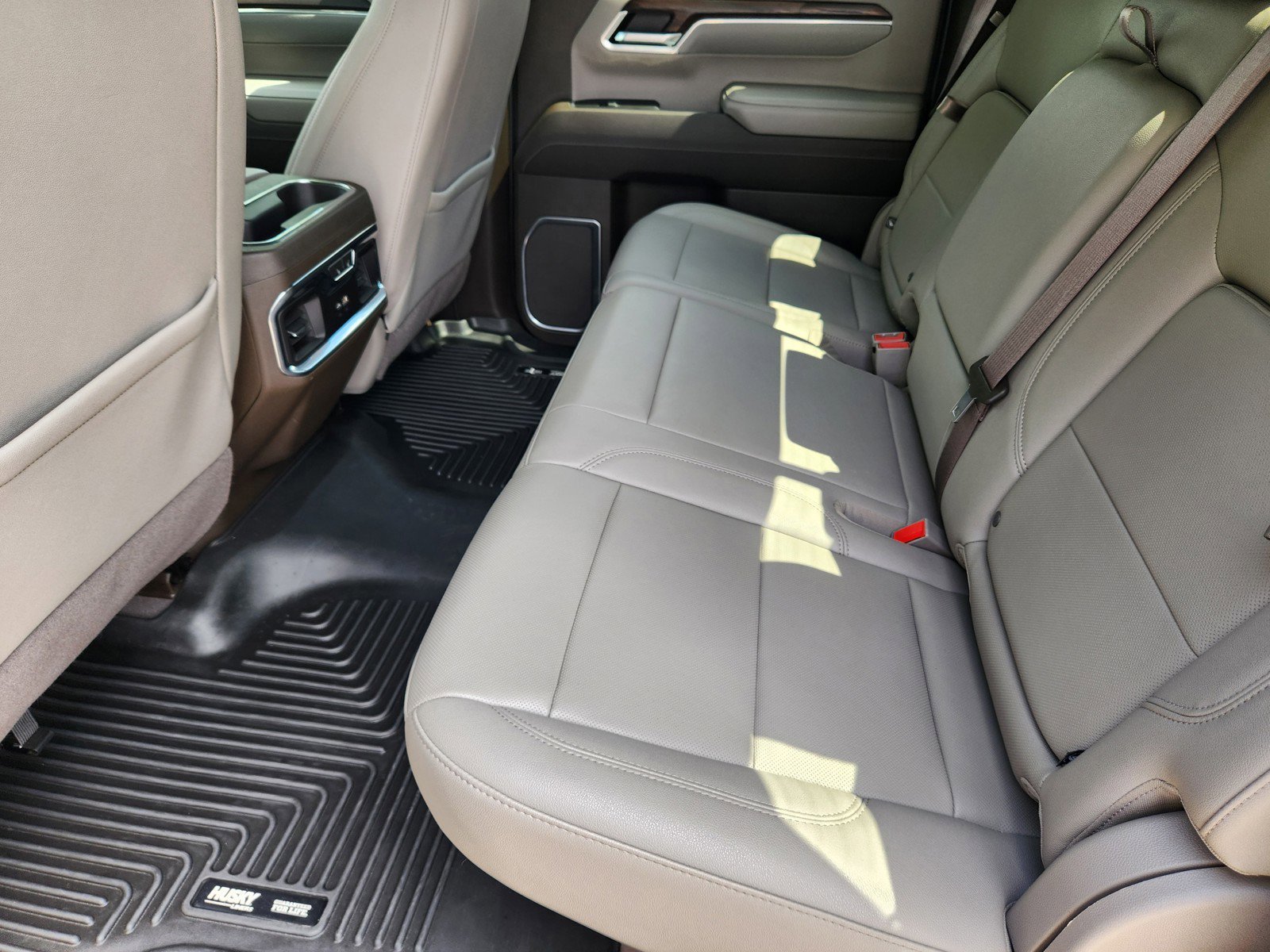 Used 2022 GMC Sierra 1500 SLT w/ SLT Convenience Package AWD/4WD image 12