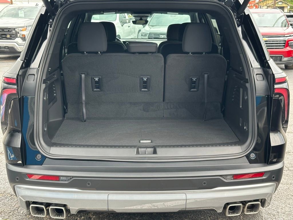 New 2026 Chevrolet Traverse LT w/ Enhanced Driving Package FWD image 9