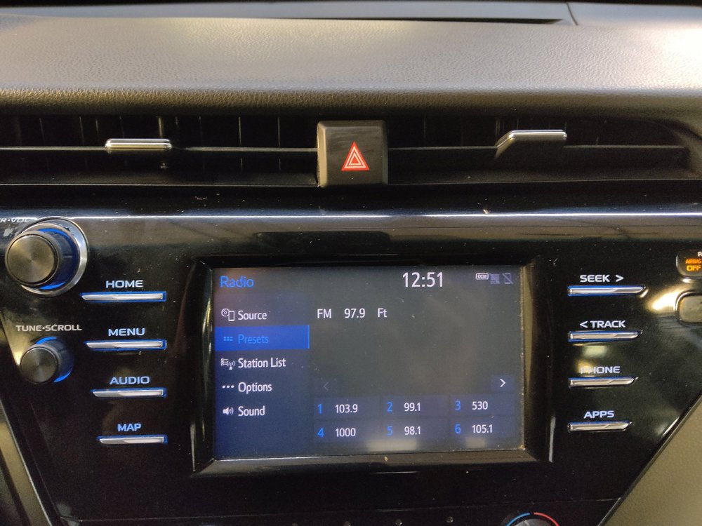 Used 2019 Toyota Camry LE FWD image 25
