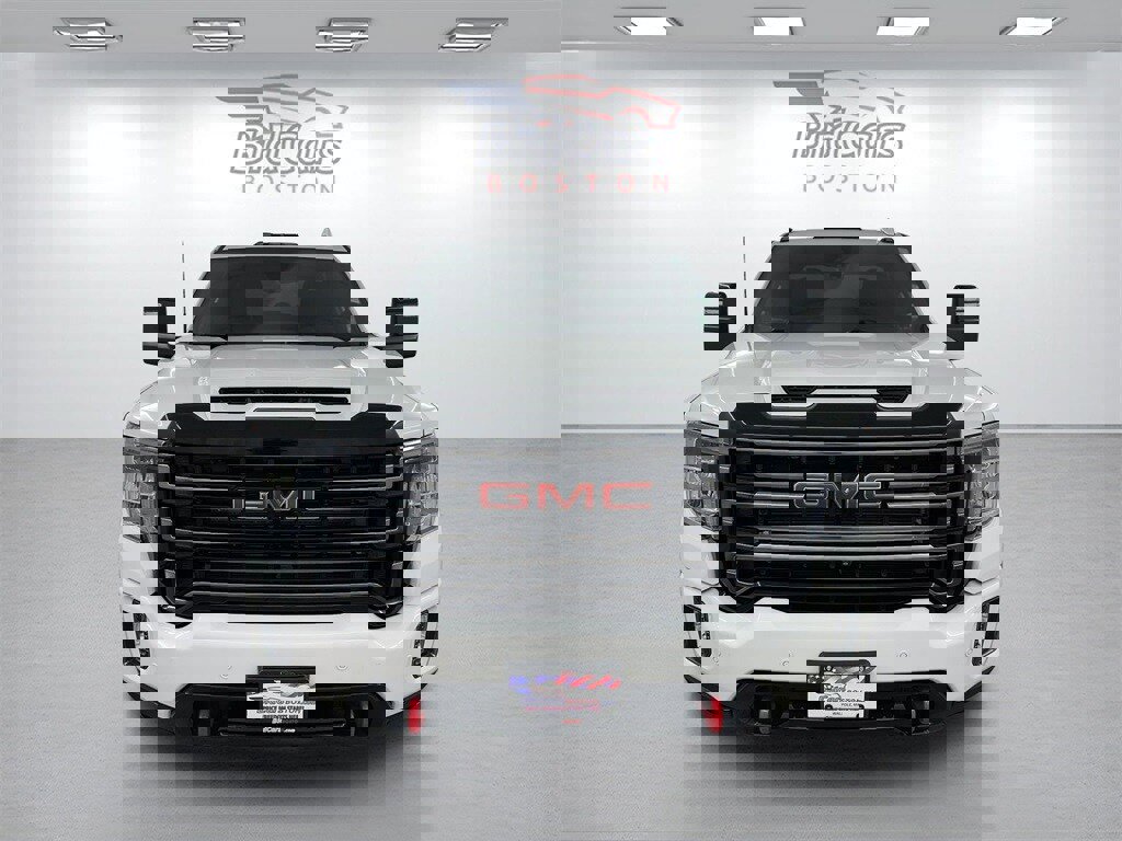 Used 2021 GMC Sierra 2500 AT4 w/ AT4 Premium Plus Package image 2