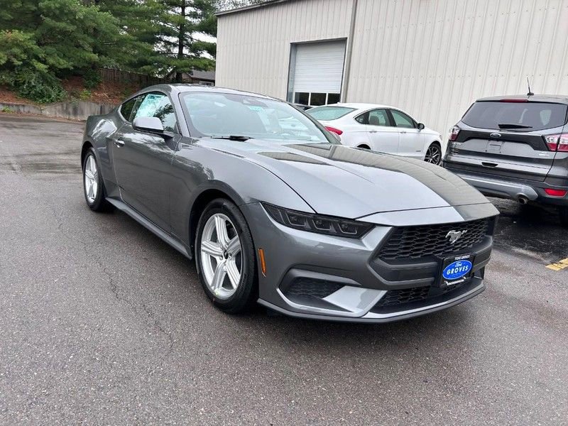 New 2026 Ford Mustang Coupe image 3