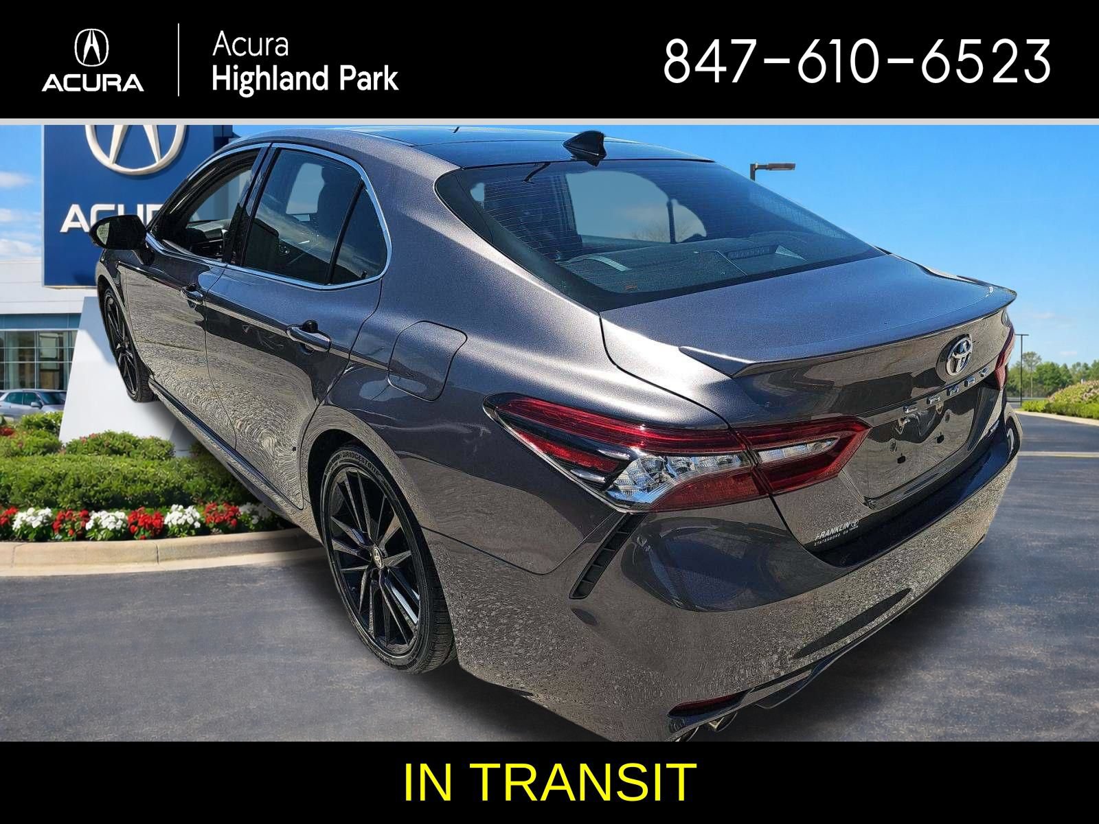 Used 2022 Toyota Camry XSE w/ Navigation Package FWD image 2