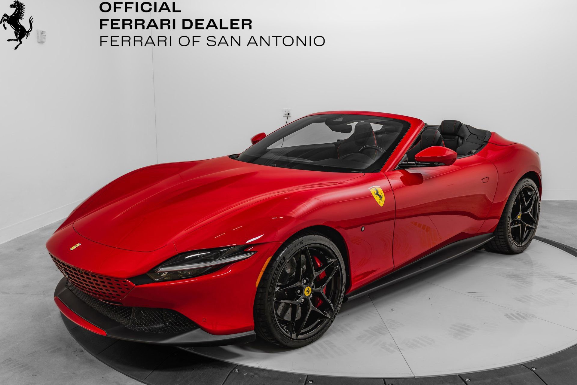Certified 2025 Ferrari Roma Spider RWD image 11