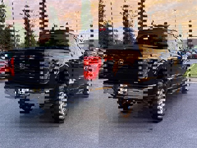 Used 2022 Ford F150 XLT w/ Equipment Group 301A Mid image 3