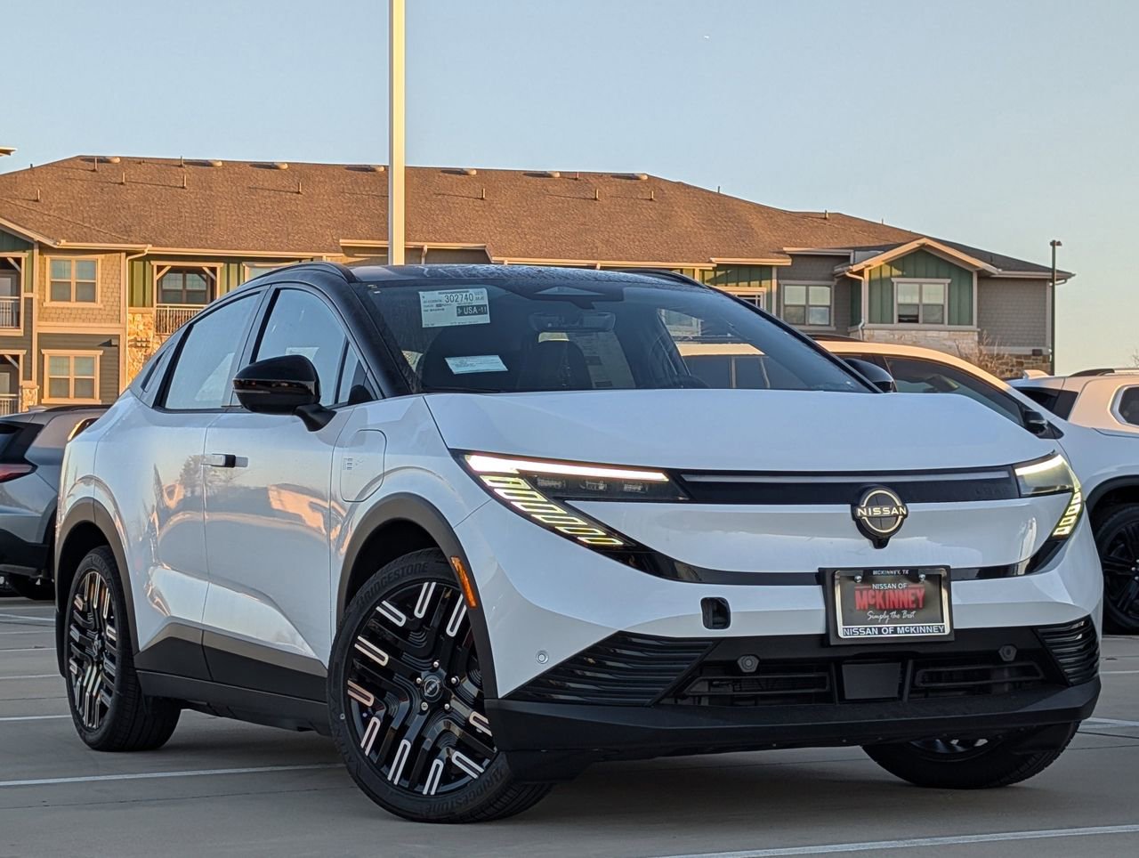 New 2026 Nissan Leaf Platinum+ w/ Cargo Package (Platinum+) image 2