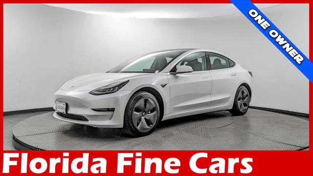 Used 2019 Tesla Model 3 Standard Range RWD image 1