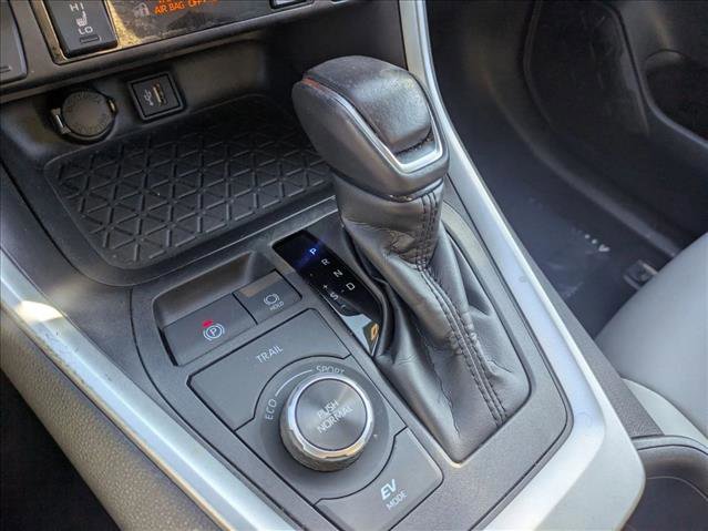 Used 2025 Toyota RAV4 XLE Premium image 12