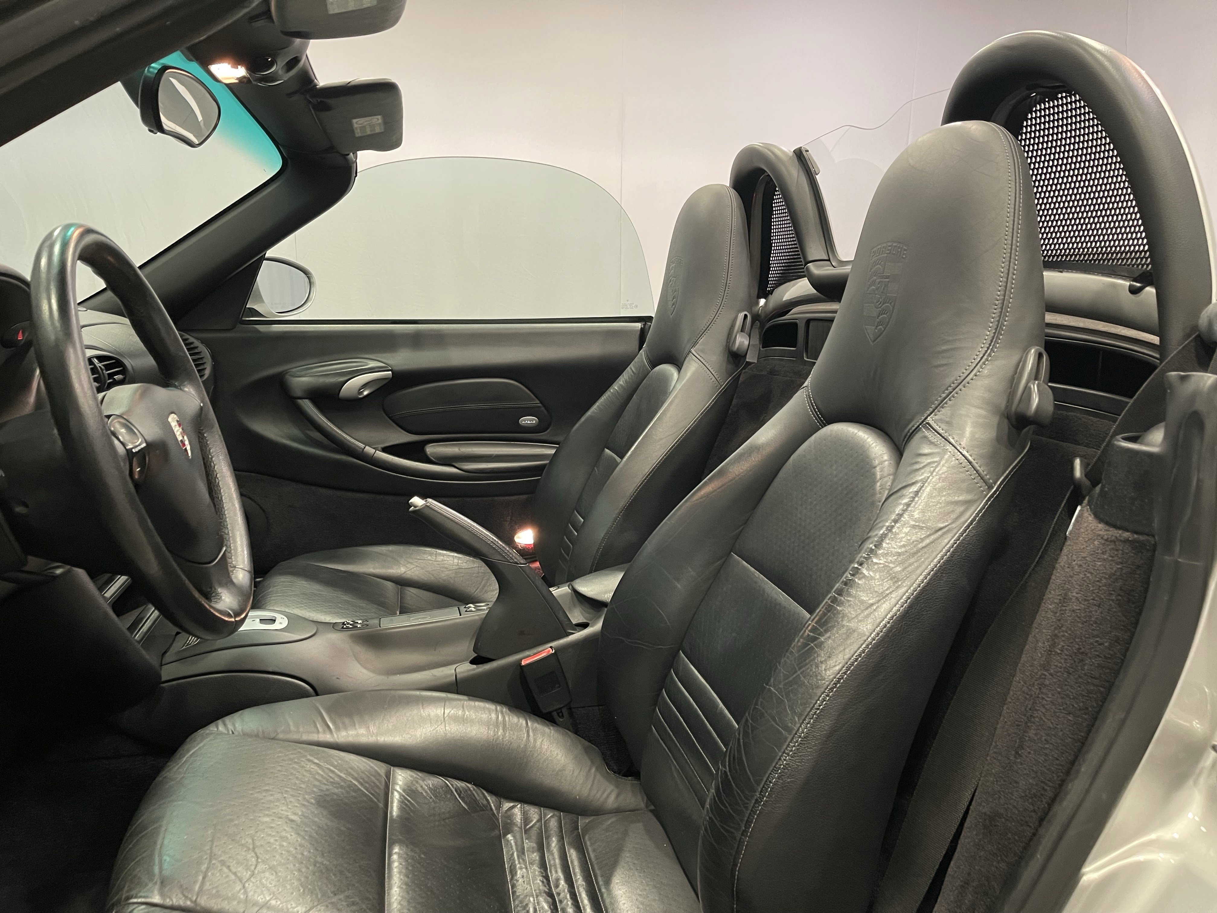 Used 2003 Porsche Boxster RWD image 21