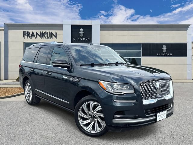 Certified 2024 Lincoln Navigator Reserve AWD/4WD image 1