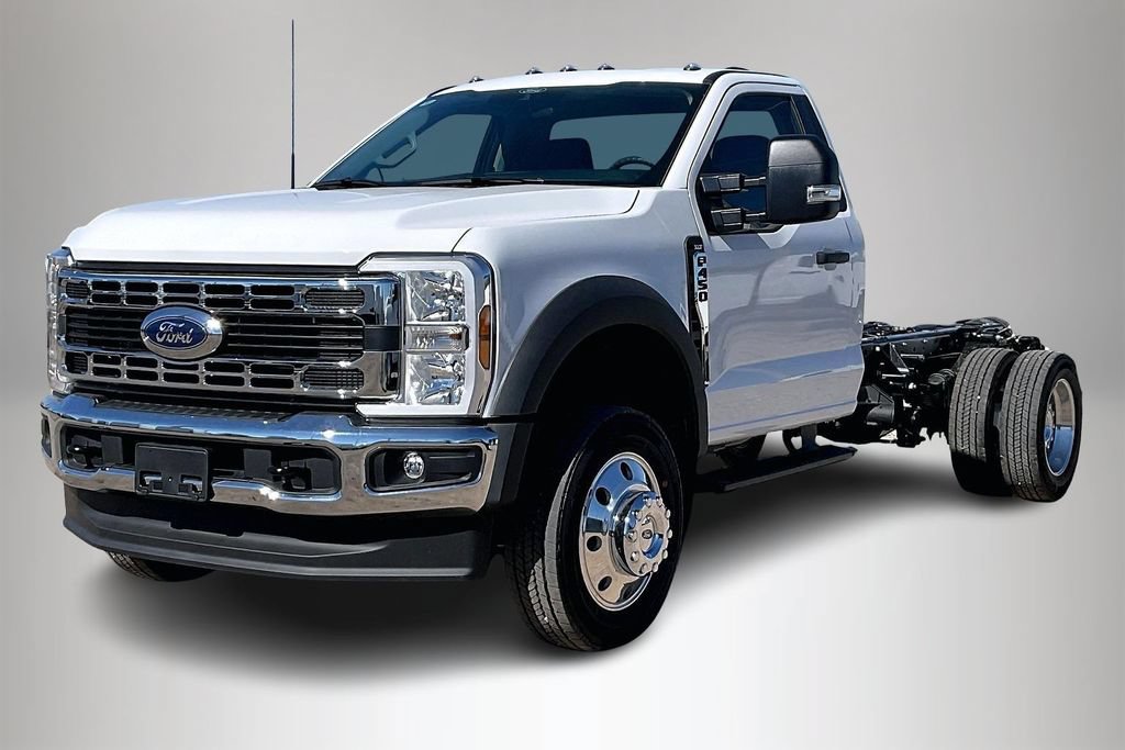 New 2026 Ford F450 XLT w/ Ambulance Prep Package RWD image 3