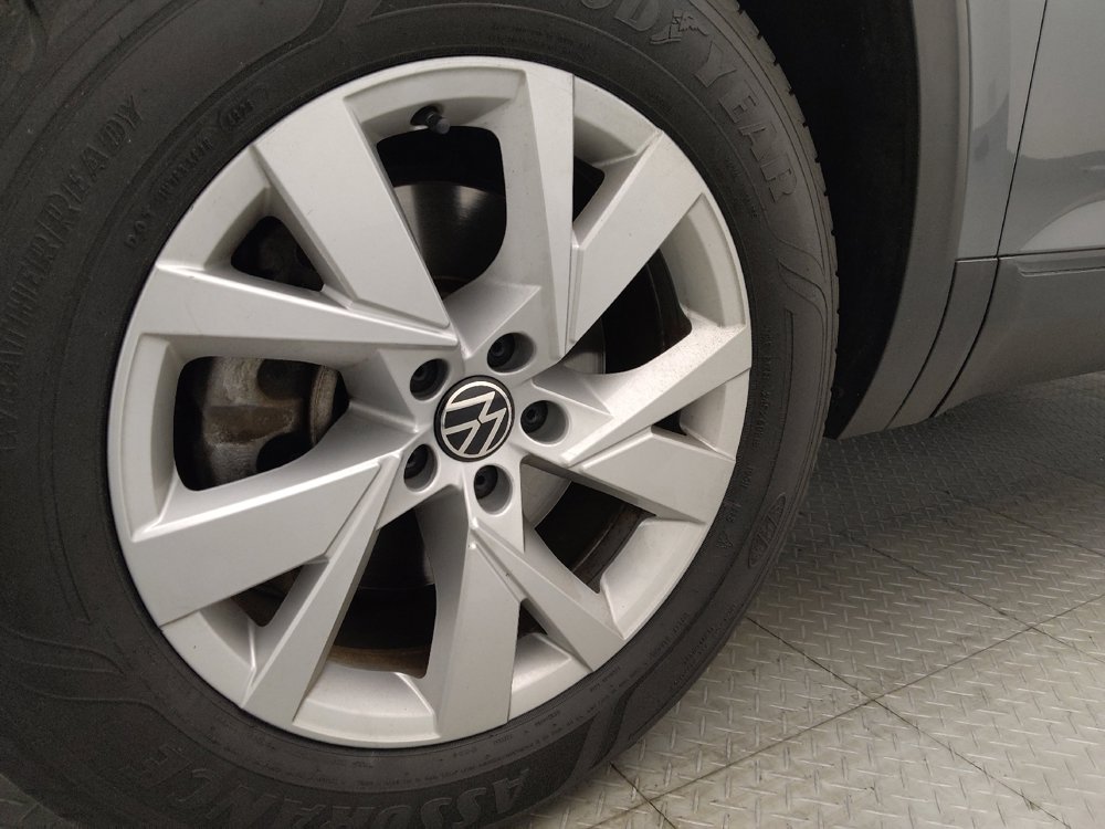 Used 2020 Volkswagen Atlas Cross Sport S FWD image 31
