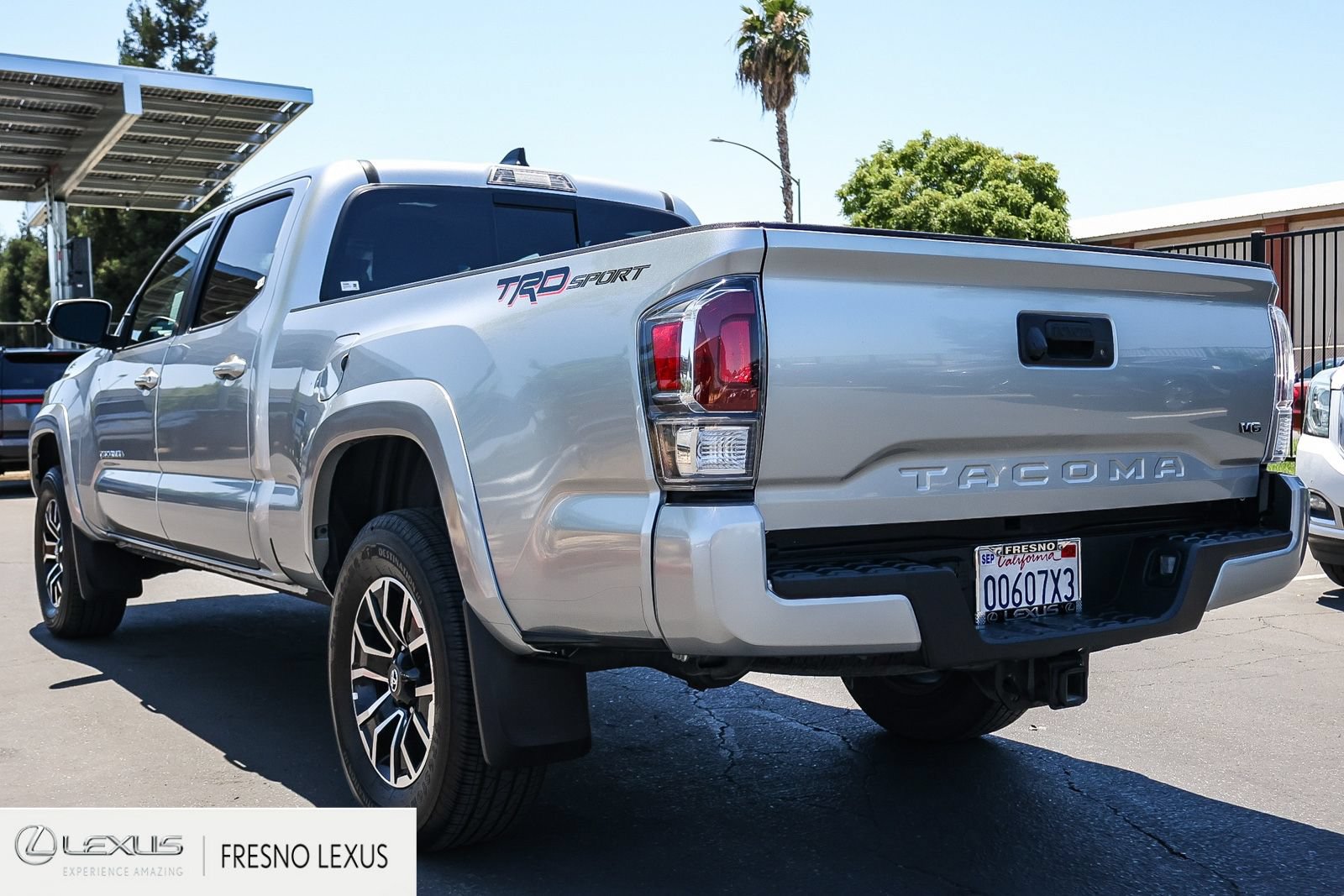 Used 2023 Toyota Tacoma TRD Sport RWD image 4