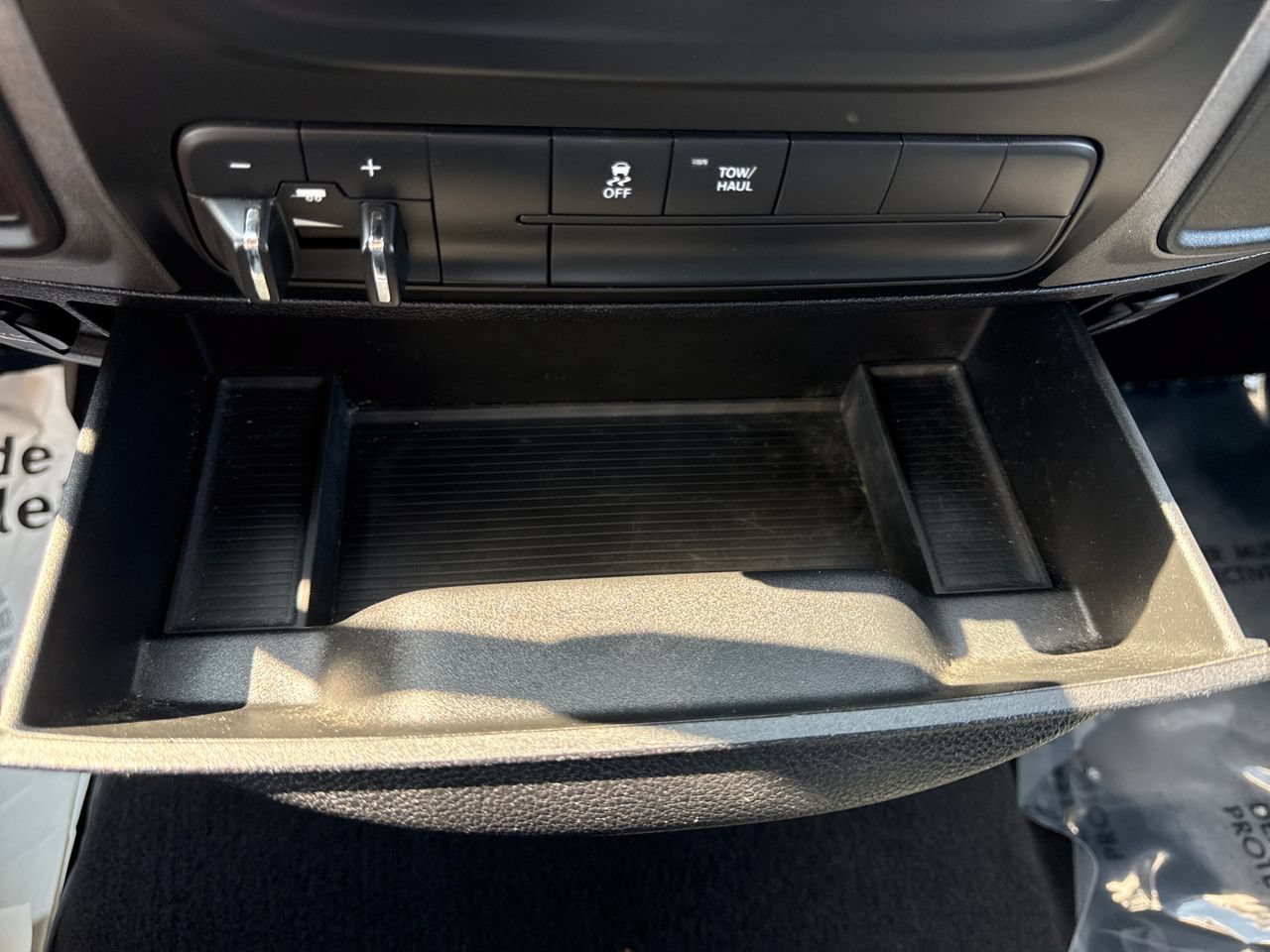 Used 2017 RAM 1500 ST w/ SXT Appearance Group AWD/4WD image 25