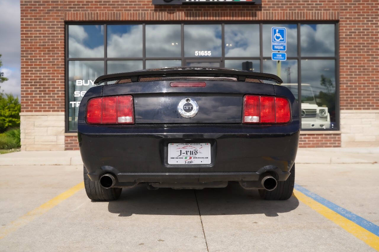 Used 2007 Ford Mustang GT image 4