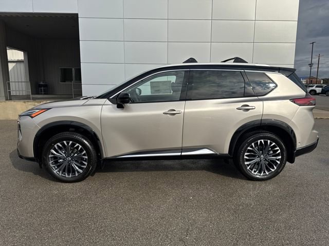 New 2026 Nissan Rogue Platinum image 2