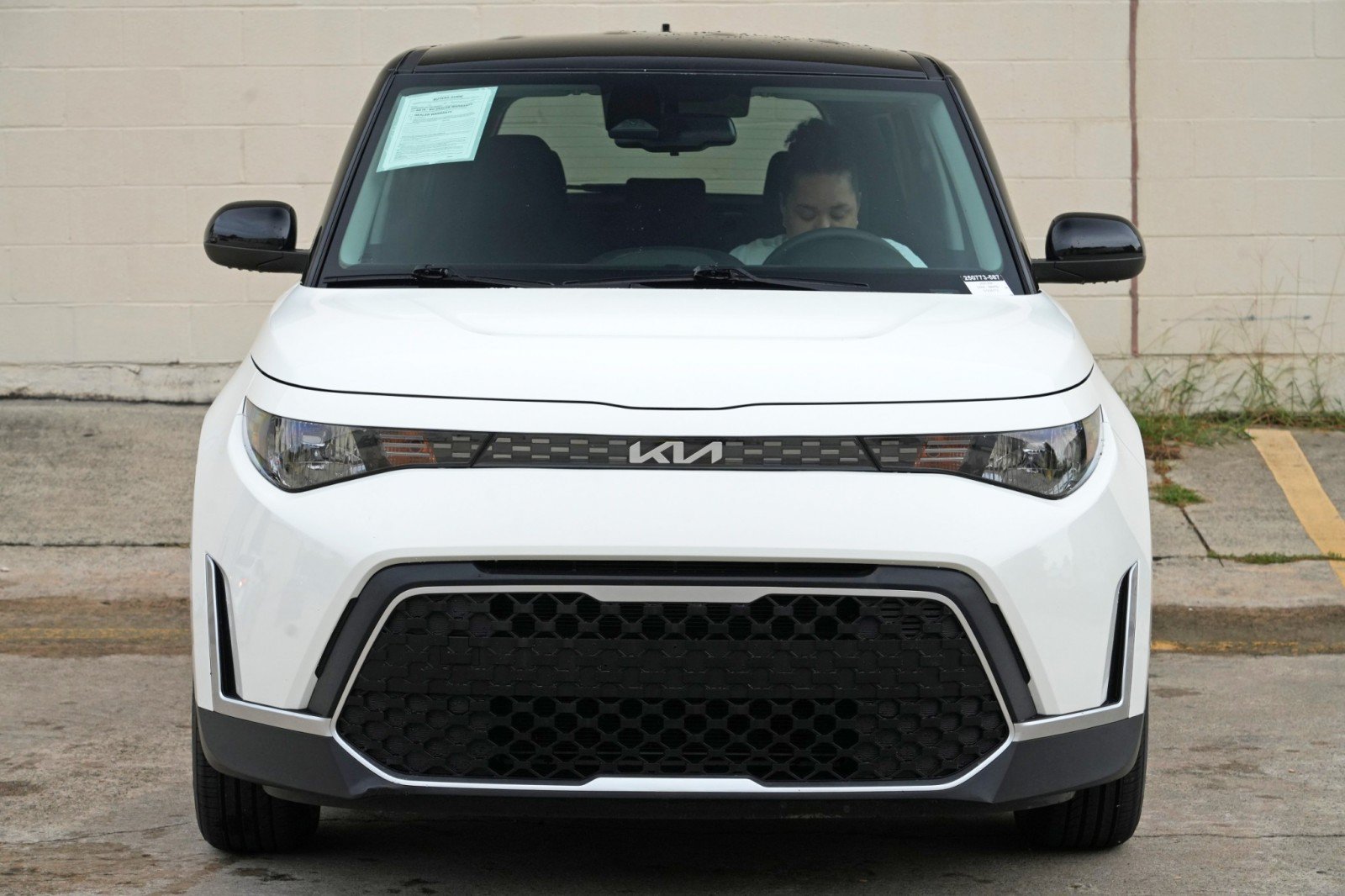 Used 2025 Kia Soul S FWD image 43