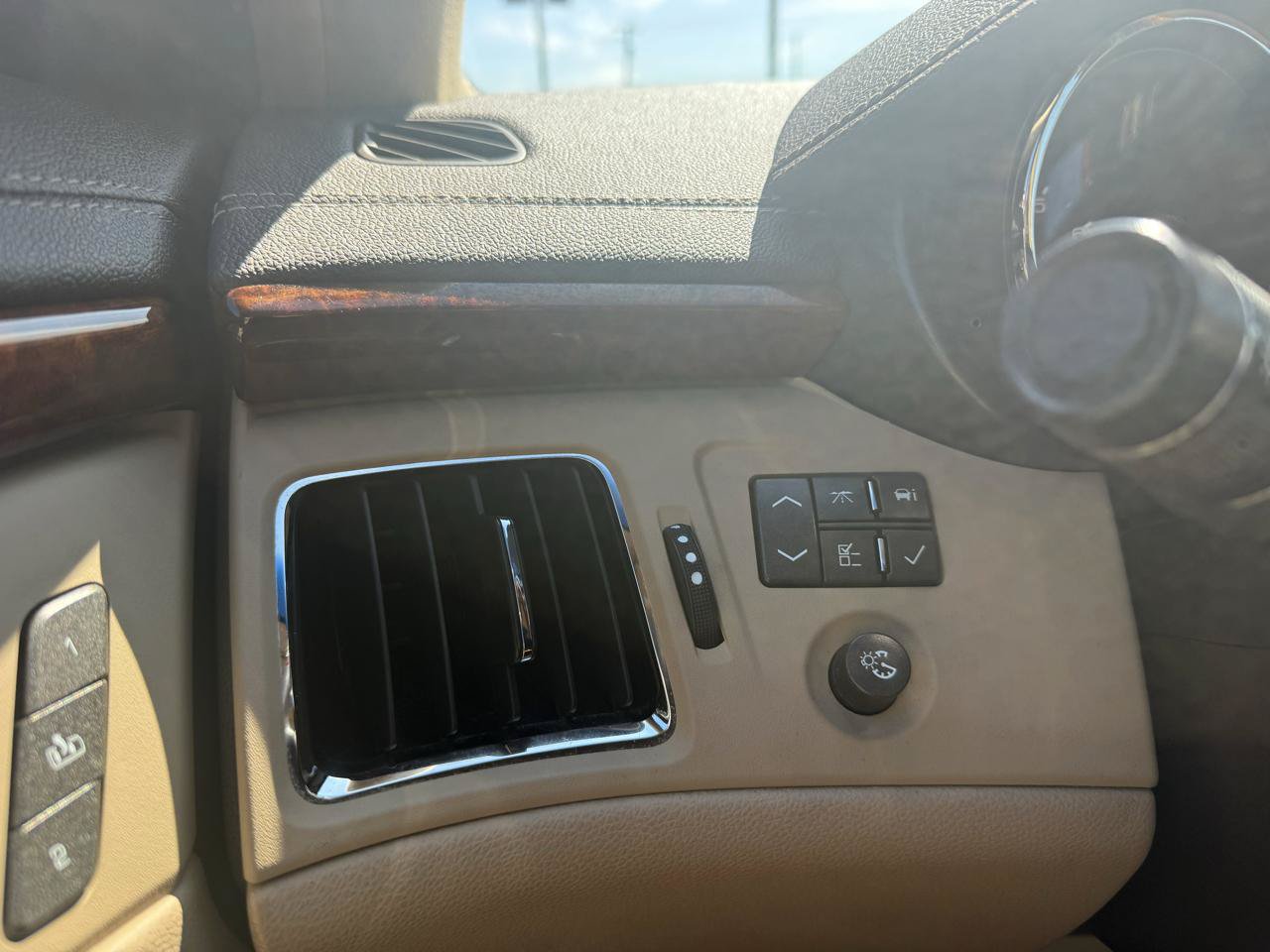 Used 2010 Cadillac CTS Premium AWD/4WD image 18