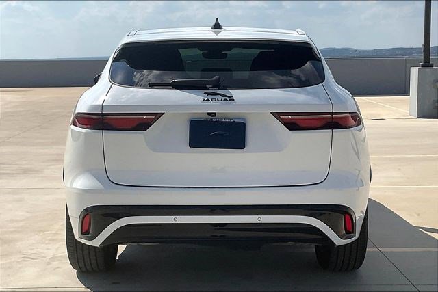 New 2024 Jaguar F-PACE R-Dynamic S image 4