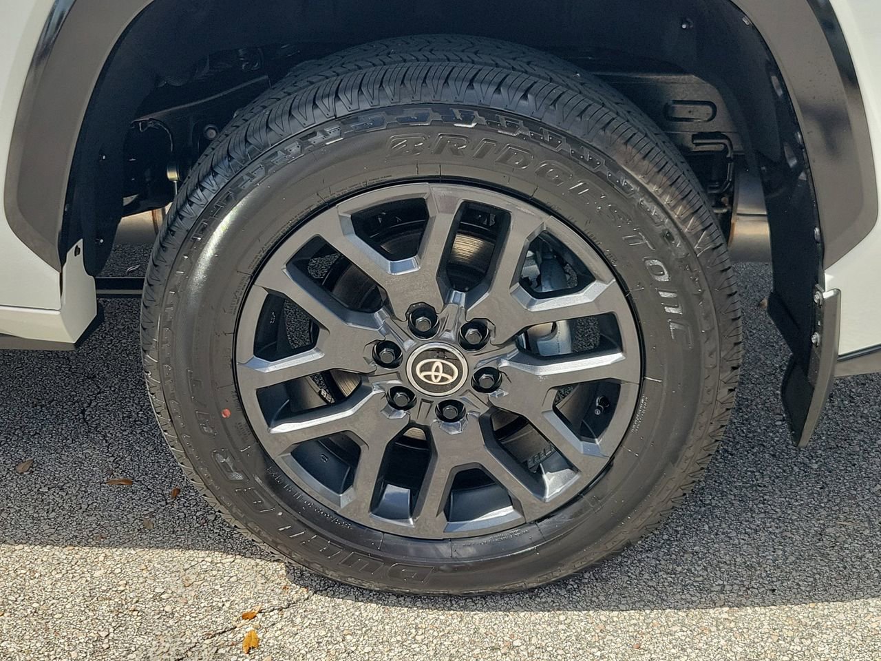 Used 2026 Toyota Sequoia Platinum image 5